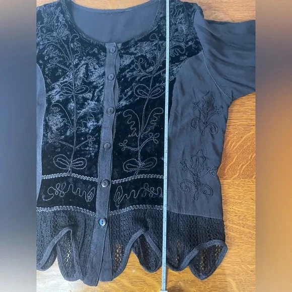 Black Long Sleeve Bell Sleeve Whimsigoth Moody Dark Boho Embroidered Fairy Witch - Picture 14 of 16